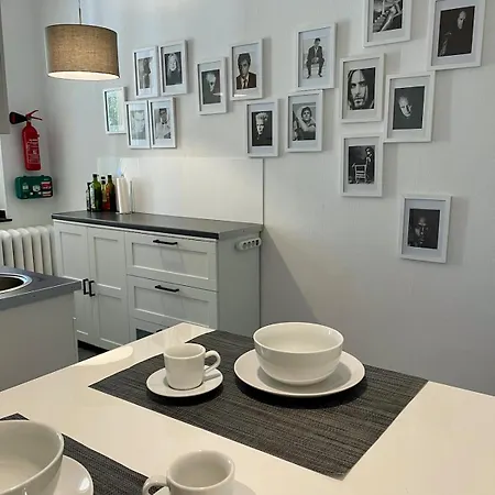 600 M Zur Messe-deutz Apartman *